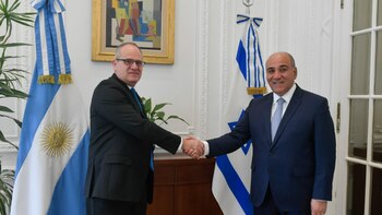 Juan Manzur recibió al Embajador