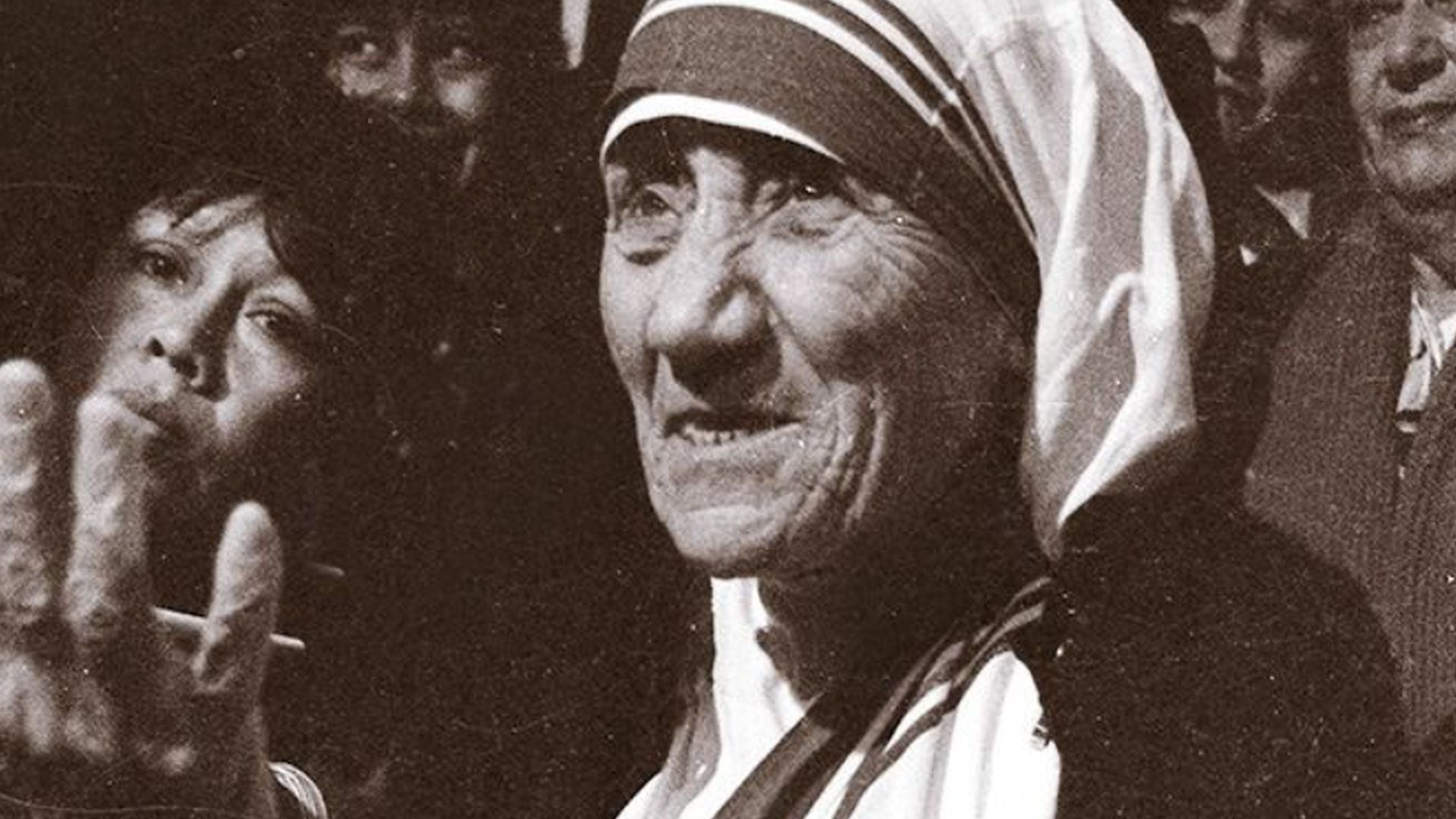 La santa de origen albanés dejó una huella de amor y esperanza, demostrando su compromiso inquebrantable con los más necesitados (El Peruano)