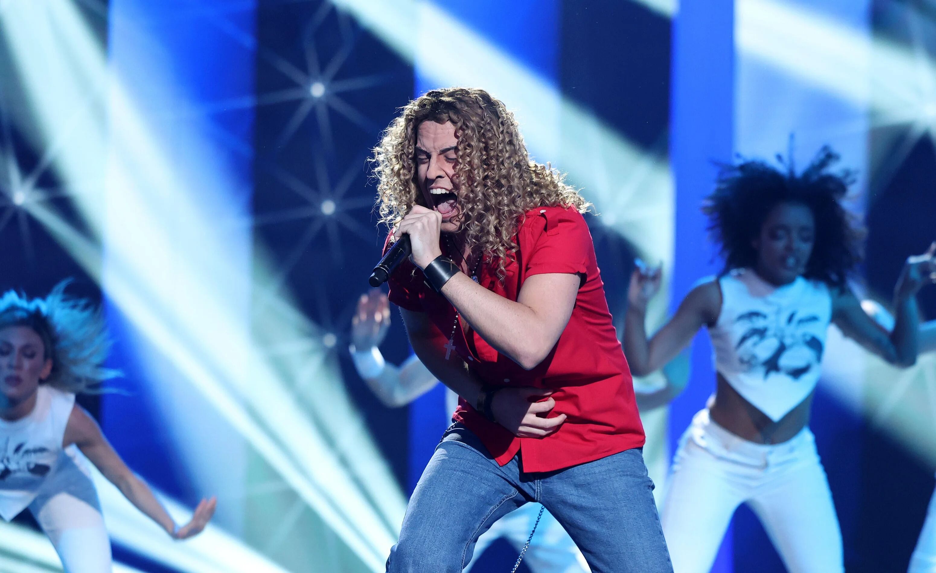 Mikel Herzog Jr. imita a David Bisbal en la séptima gala de