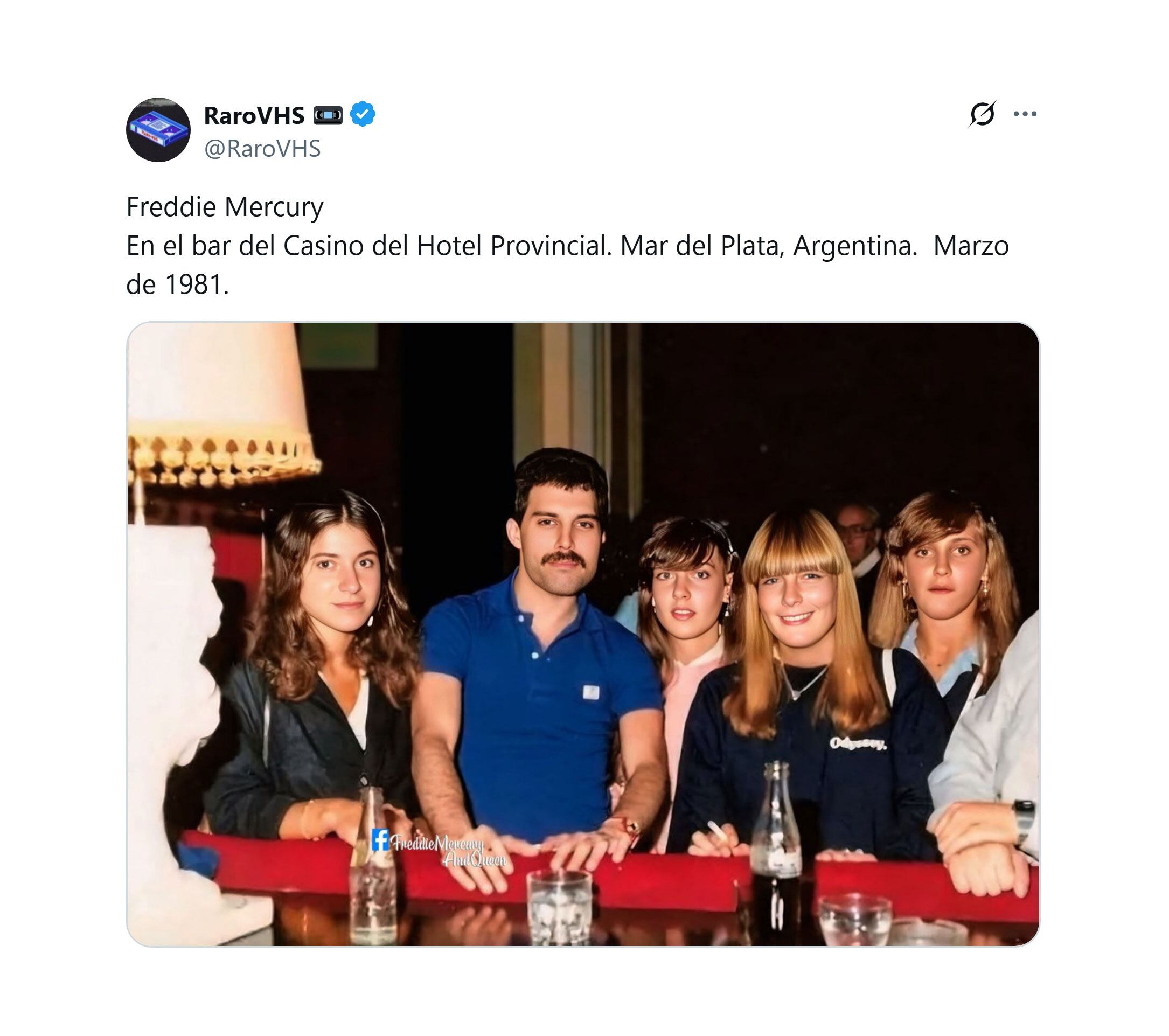 El tuit que se viralizó es de la cuenta @RaroVHS