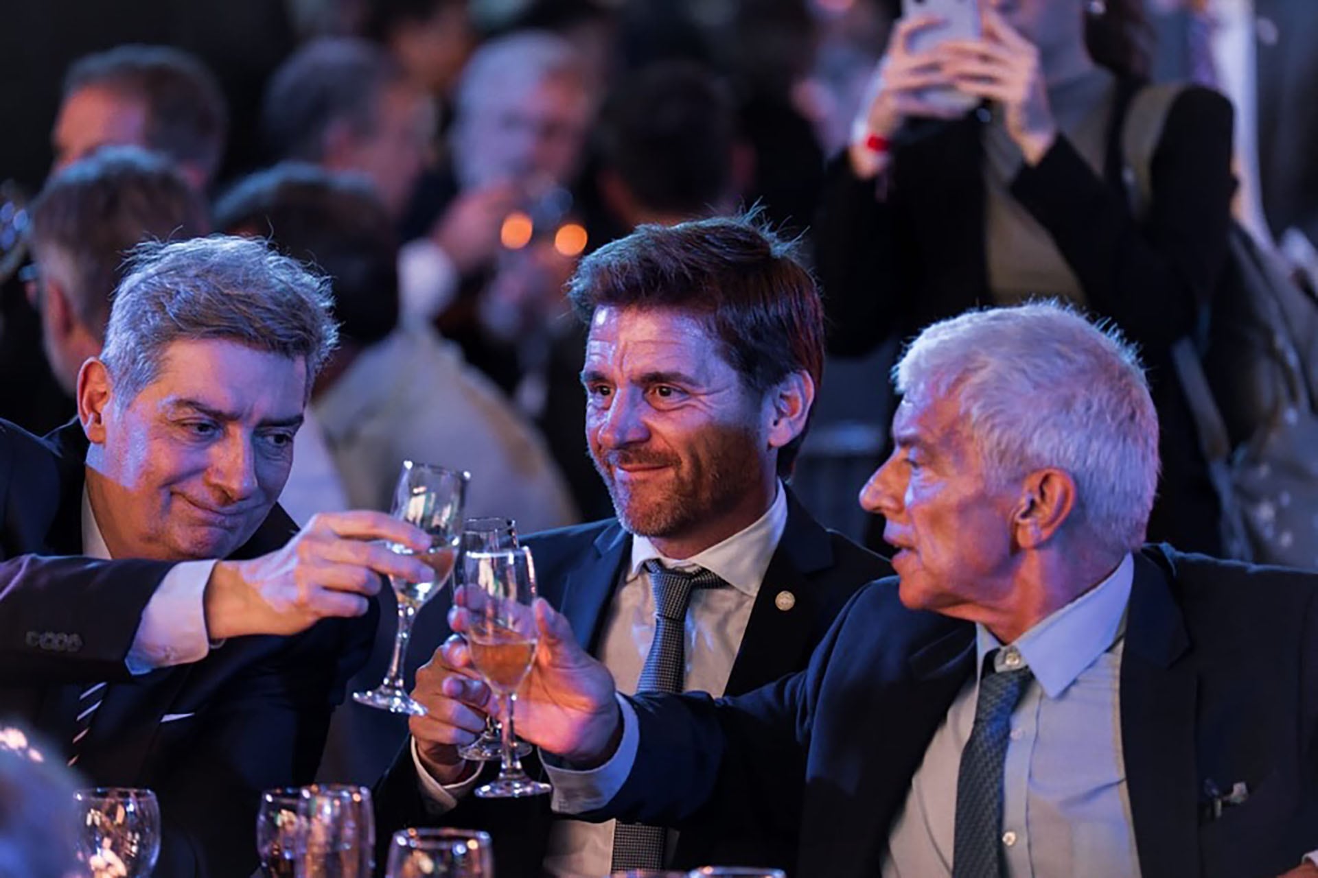 Rosatti, Basso y Cúneo Libarona, en la cena anual de la Asociación de Magistrados (@amfjnargentina)