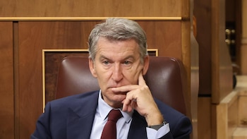 Feijóo acusa a Sánchez de usar la vivienda con "cálculo electoral" y le reta a convocar elecciones: "Estoy listo"