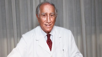 Enrique Moreno González, el cirujano que transformó la medicina española: la vigencia a los 86 años, trasplantes pioneros y un tratado monumental