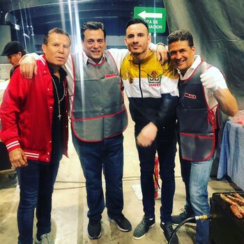 Omar Chávez peleará en la