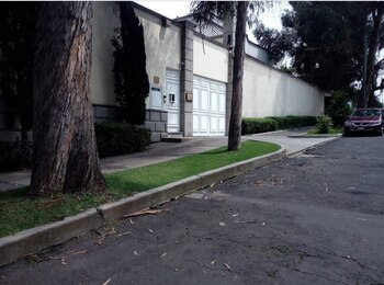 La embajda de Kuwait en