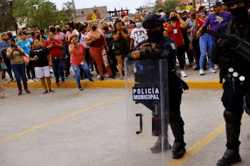 Liberarán a 2 detenidos por