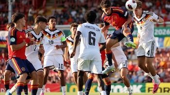España levanta por décima vez el Europeo Sub-19 masculino
