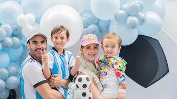 Lincoln Palomeque y Carolina Cruz