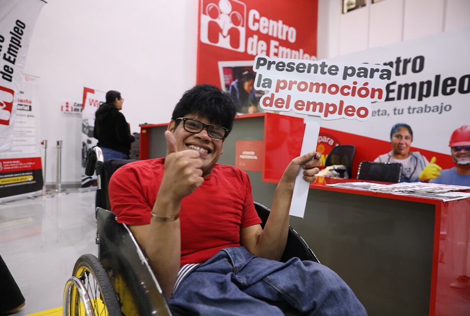 Una feria en Lima abre cientos de vacantes para personas con discapacidad - MTPE