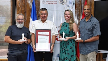 El financiamiento obtenido permitirá ampliar la red de expertos y avanzar en la búsqueda de indicadores clínicos, así como en la capacitación continua de equipos médicos de varios países (Foto cortesía UES)