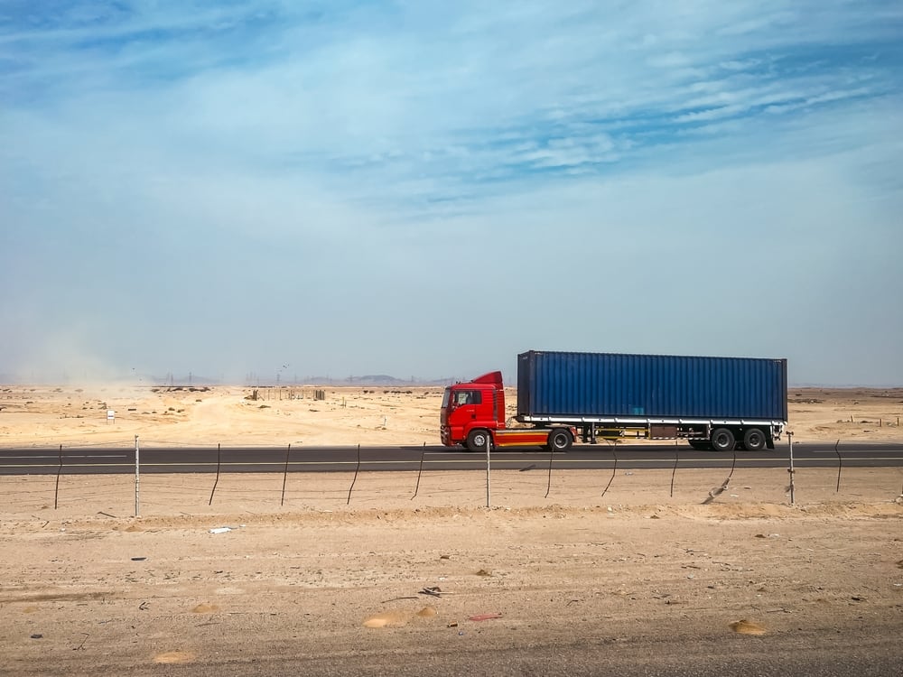 Entre las principales cargas que circulan por estos corredores se encuentran alimentos, materiales de construcción y fertilizantes, con impactos directos en otros mercados (Foto: Shutterstock)
