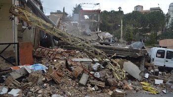 El Ejército de Israel ataca 20 lugares en el sur de Líbano y el valle de la Becá (este) pese al alto el fuego