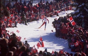 19 FEB 1994: NORWEGIAN FANS URGE BJORN DAEHLIE OF NORWAY TO VICTORY IN THE 15K CROSS COUNTRY PURSUIT AT THE 1994 WINTER OLYMPICS IN LILLEHAMMER. Mandatory Credit: Chris Cole/ALLSPORT