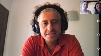 Sergio solo se comunicaba por