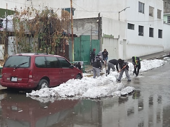 Calles y avenidas lucieron repletas