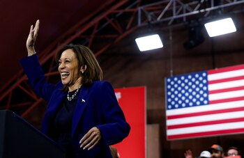 Harris promete bajar impuestos y