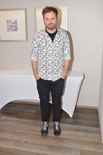 Dan Breitan mostró su look