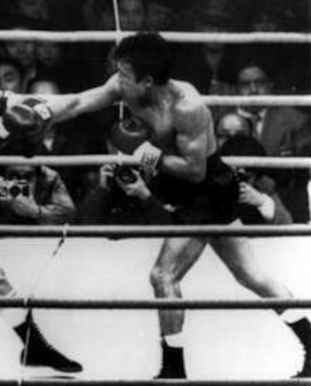 Durante su reinado, el “Pequeño Maestro” consolidó su lugar entre los mejores pesos mosca de la historia (Wikipedia)