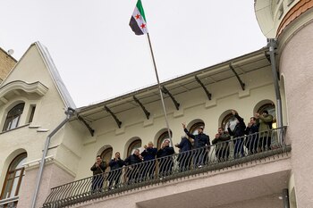 Esta acción simbólica se produce luego de que el dictador sirio Al Assad y su familia se instalaran en Moscú (Andrey BORODULIN / AFP)