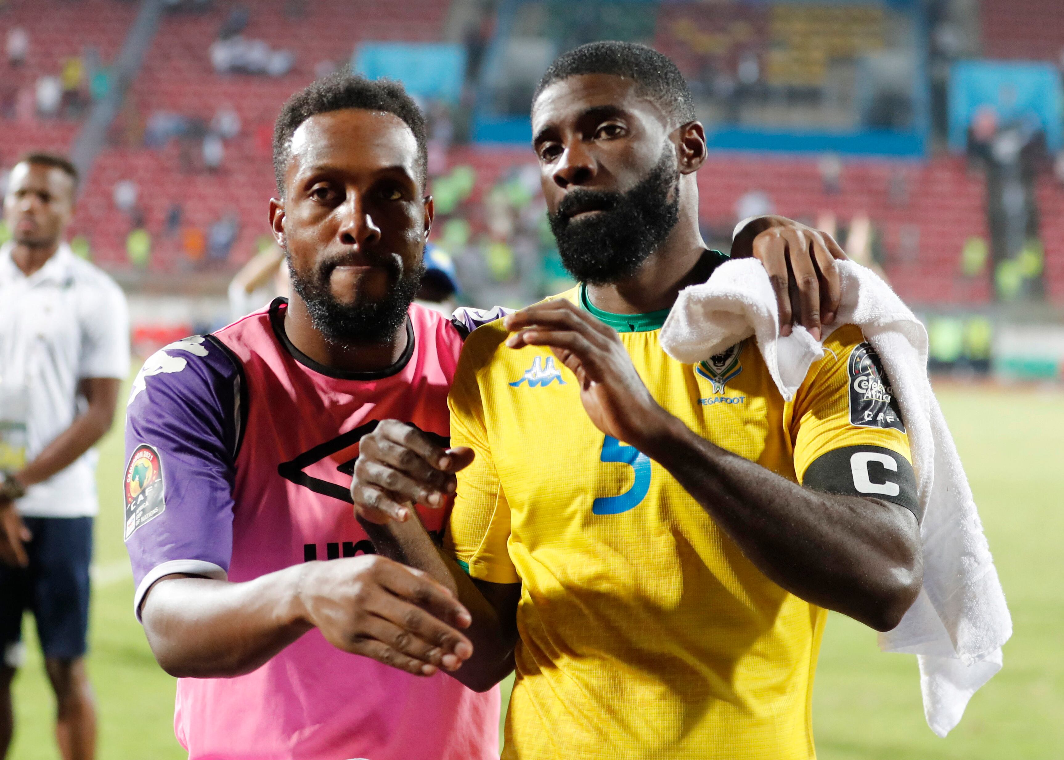 Bruno Ecuele Manga fue expulsado del seleccionado por el gobierno (Foto: Reuters/Mohamed Abd El Ghany)