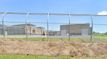 La Policía Estatal de Kentucky se encuentra investigando el complejo caso que involucra a una docente del estado.