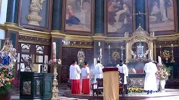 La Iglesia católica exhorta “a vivir con alegría” la Pascua de Resurrección en El Salvador