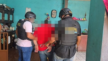 A investigação avançou devido às denúncias das vítimas e aos casos de extorsão dos transportadores que se espalharam nas redes sociais. (Cortesia: Ministério do Interior da Guatemala)