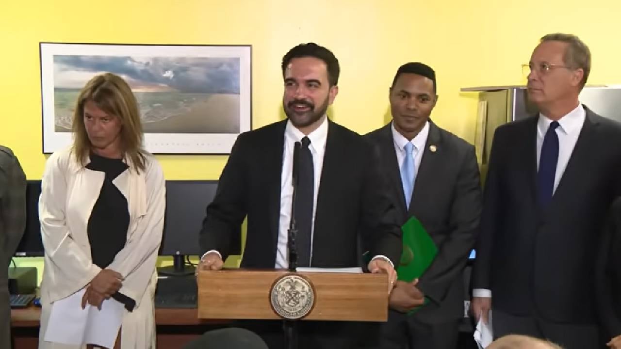 El proyecto Neighborhood Internet busca reducir la brecha digital en barrios con más del 40% de familias sin banda ancha en sus viviendas (Captura de video )