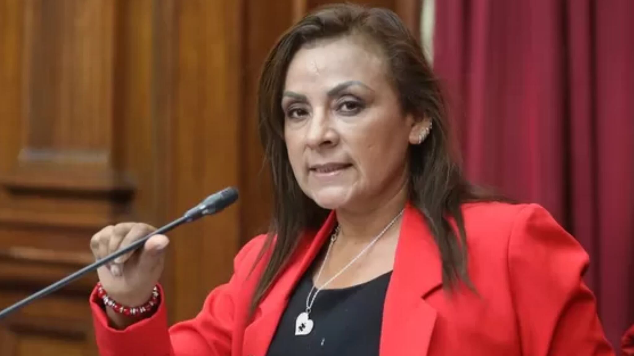 Ataque armado contra vivienda del hermano de la congresista Kira Alcarraz en Comas