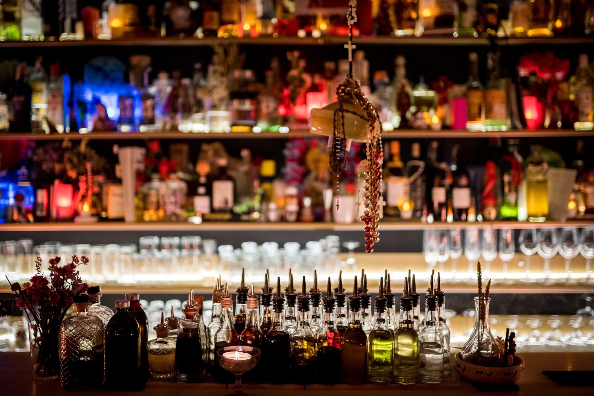 Barra de coctelería de La Santoría, Madrid (Facebook)