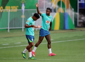 Endrick y Vinicius Jr ingresan