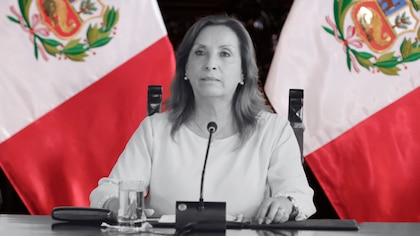 Dina Boluarte: Su abogado asegura que presidenta responderá ante Fiscalía sobre desactivación de equipo especial de policías que trabajaban con EFICCOP