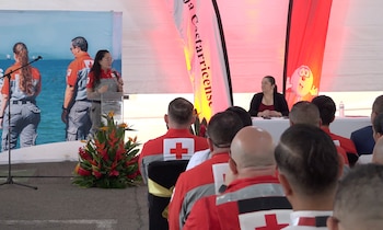 La asignación de ambulancias beneficia a 14 comunidades y fortalece la presencia operativa de la Cruz Roja a nivel nacional. Cortesía: JPS