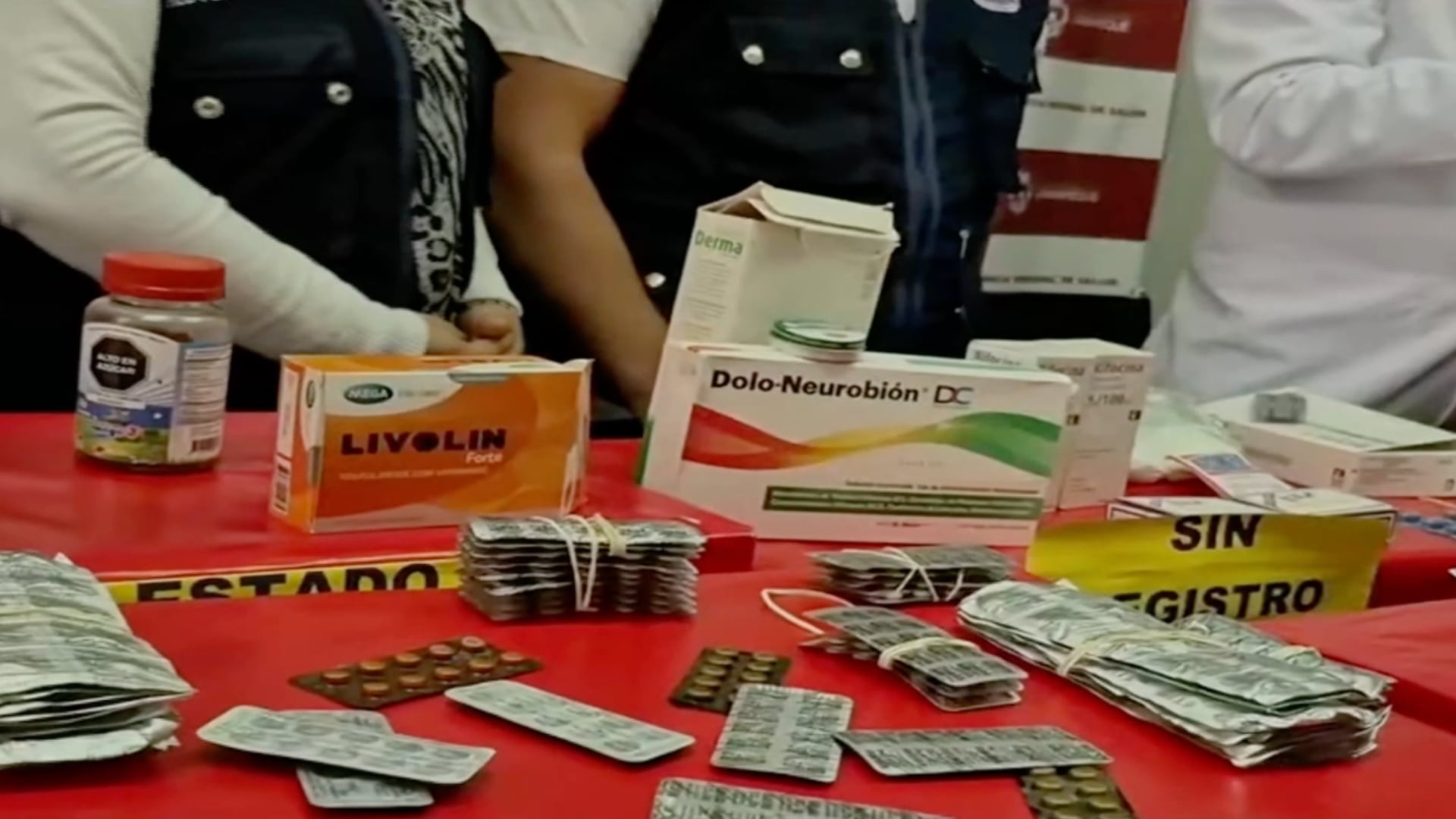 La Policía desmantela una farmacia ilegal en Vallecas. (Captura RPP)