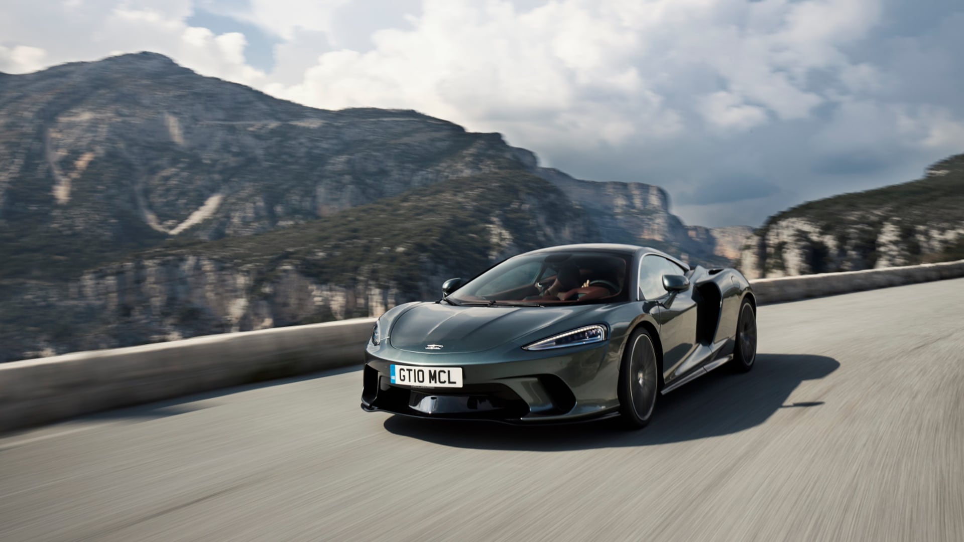 El McLaren GT combina un diseño de Gran Turismo con el alto rendimiento característico de la marca británica