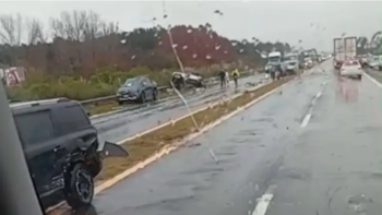 Accidente fatal en la Ruta 12: un impresionante choque múltiple dejó cuatro muertos y varios heridos