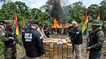 La mayoría de los bolivianos apoya la presencia de la DEA en el país para colaborar en la lucha contra el narcotráfico