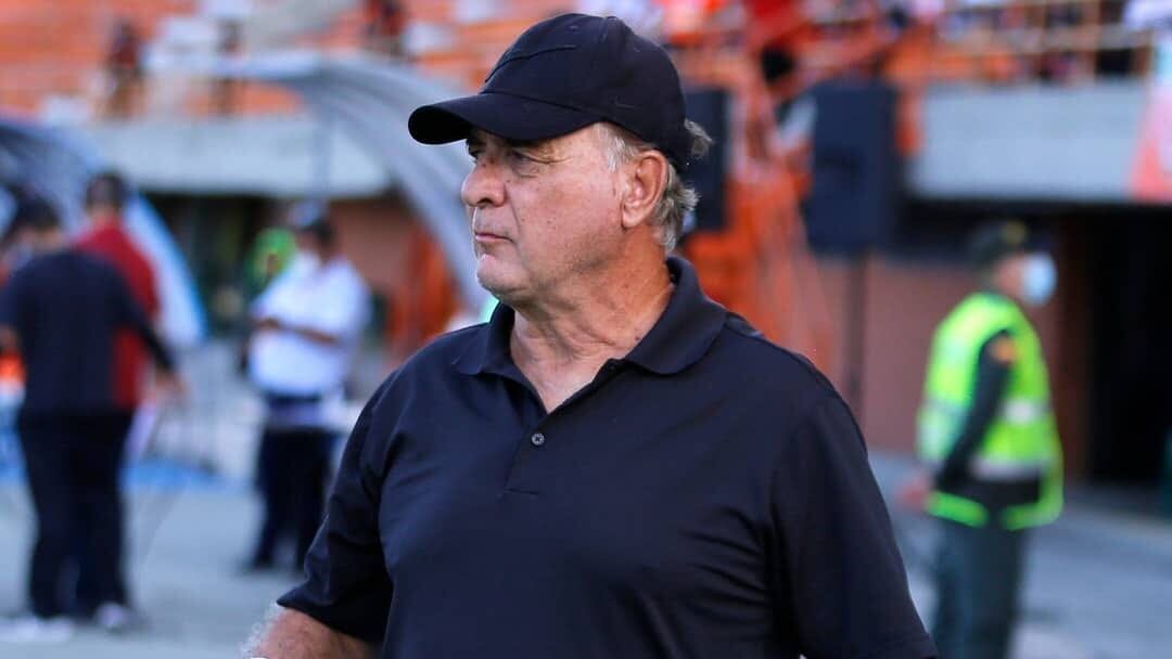 Quintabani denunció que no recibe su carta laboral - crédito @deportesquindiooficial / X