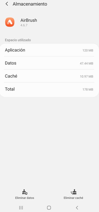 Borrar caché es una media