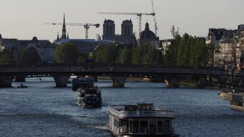 The boats crossed the Seine