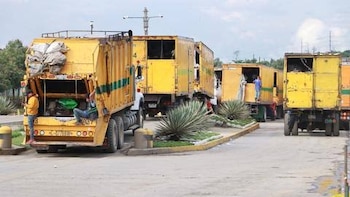 El gremio de recolectores anuncia suspensión del servicio de basura en Guatemala por extorsiones y ataques
