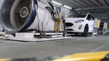 Dentro de los laboratorios se