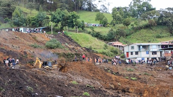 Al menos siete muertos por