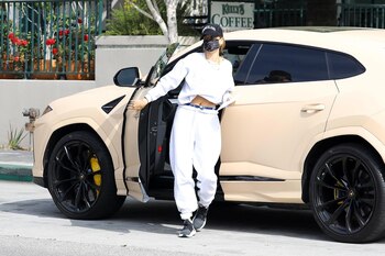 Hailey Bieber