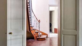 Actualmente está desocupada y hasta