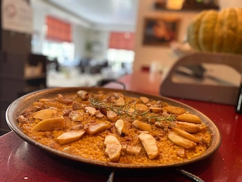 Uno de los arroces servidos