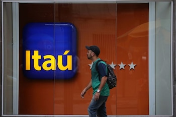 Itaú opera en Colombia desde 2017 y hace parte del banco privado más grande de América Latina por nivel de activos, con más de 100 años de trayectoria en la región - crédito Sergio Moraes/Reuters