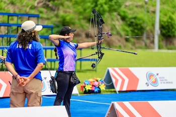 El torneo Grand Prix de las Américas en Ciudad Merliot reúne a más de 100 arqueros de 26 países y clasifica para Santo Domingo 2026. (Foto cortesía INDES)