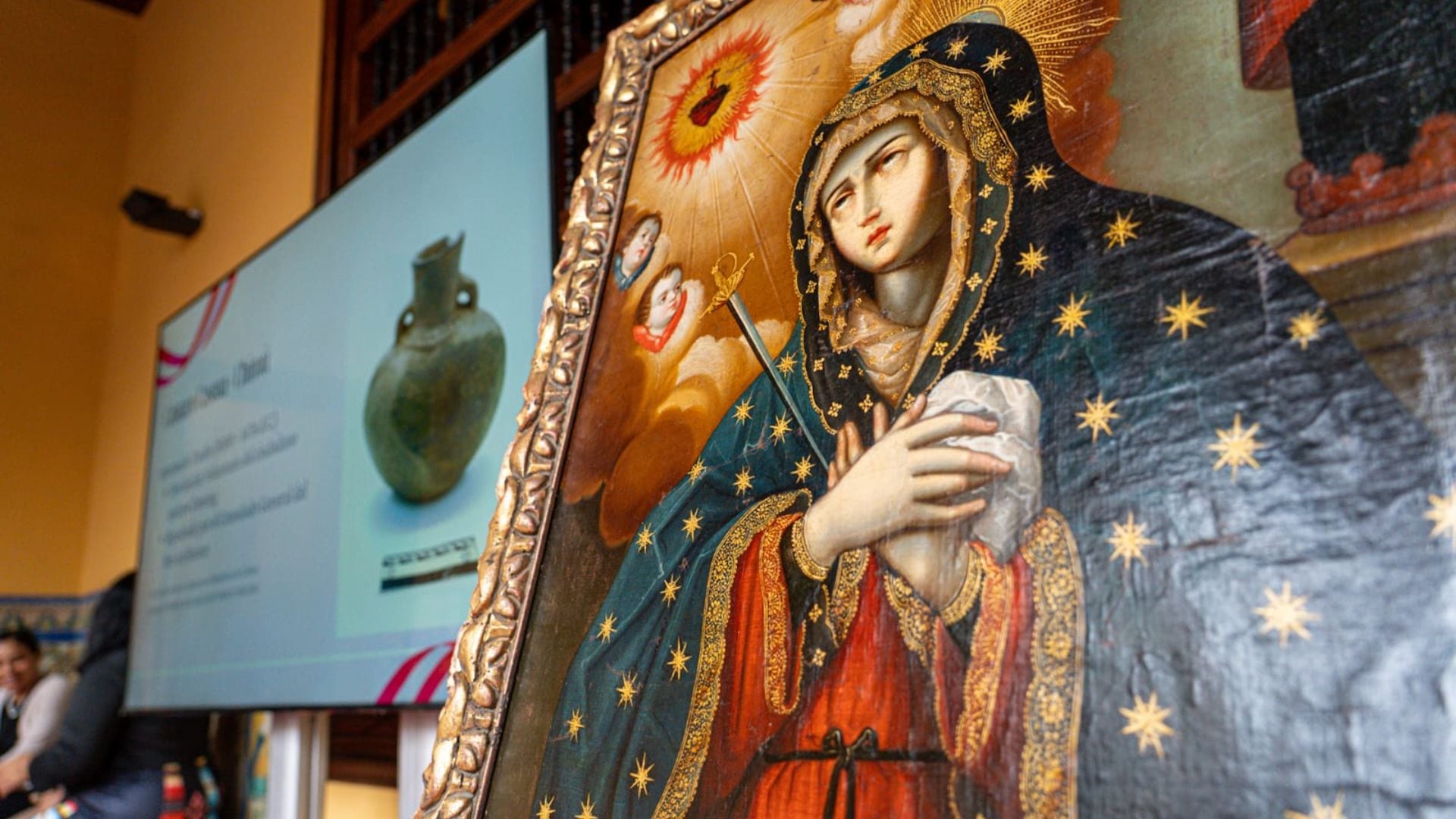Perú recupera 281 bienes culturales repatriados de Estados Unidos en el marco de los 200 años de relaciones diplomáticas.