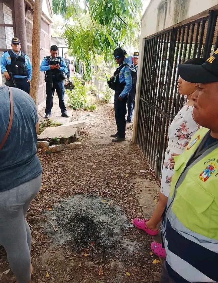 Ana Isabel Mejía Márquez fue identificada preliminarmente como una de las dos personas asesinadas frente al camposanto. (Foto: redes sociales)